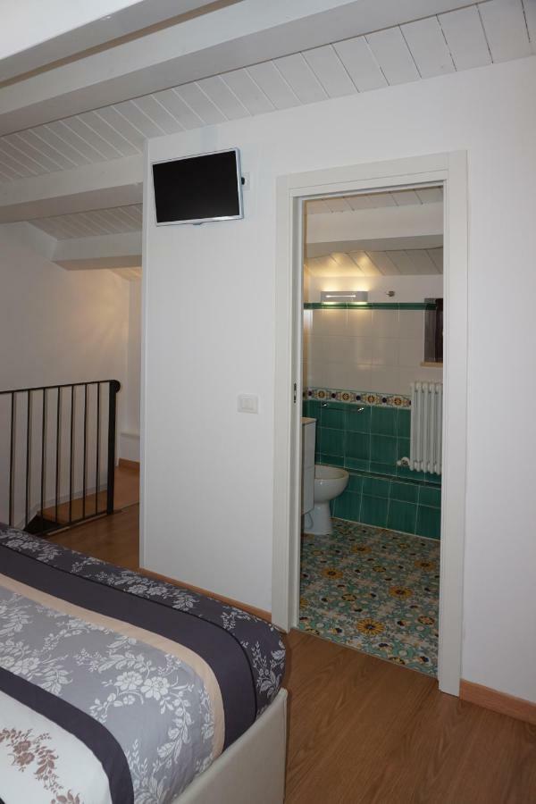 Casa Vacanze Torre Dei Gualtieri Villa San Benedetto del Tronto Eksteriør bilde